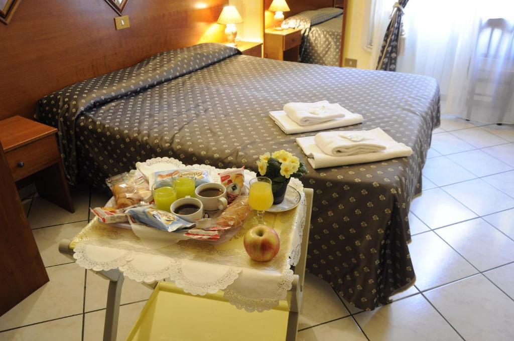 Hotel Farini Roma Eksteriør bilde